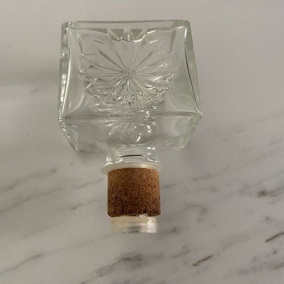 Vintage Mid Century Modern Glass Liquor Decanter Ornate Home Bar Decor Bottle - Picture 6 of 9